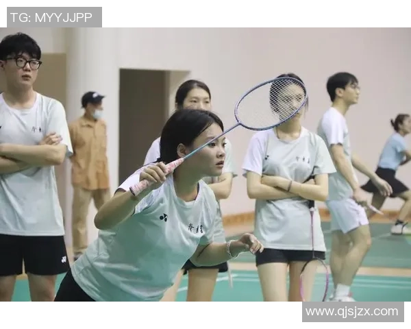 武汉攀岩队速度对比分析及其在全国赛事中的表现探讨