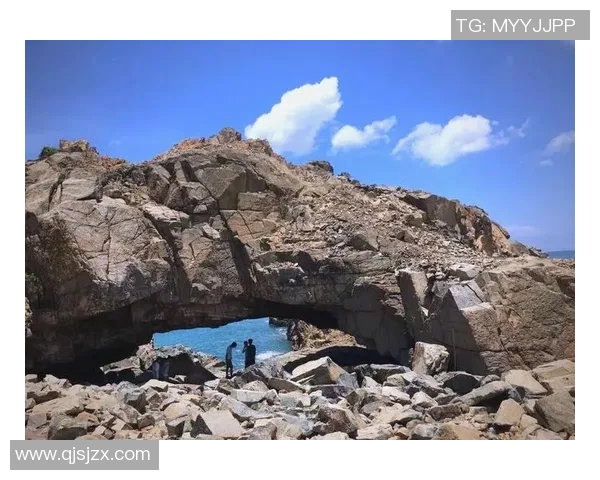 北爱尔兰与瑞士旅游攻略探秘自然风光与人文魅力