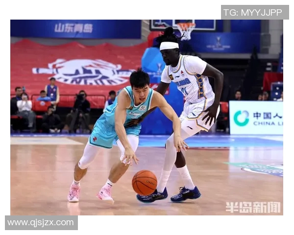 吉林男篮与青岛男篮激战正酣谁能在赛场上笑到最后