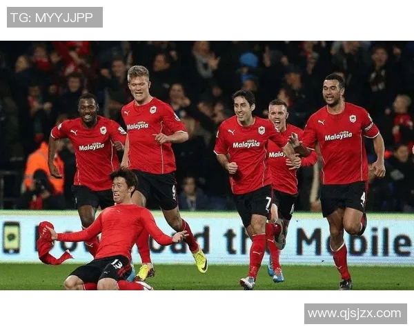 布城与加的夫历史交锋回顾及战绩分析探讨