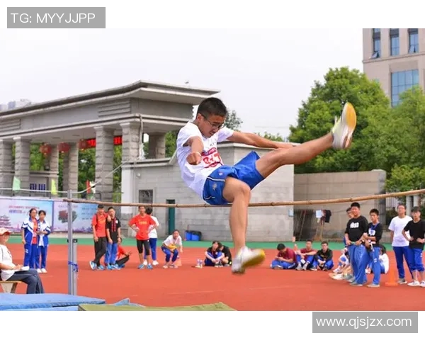 重庆街舞队在极限运动会中的速度表现精彩点评与分析