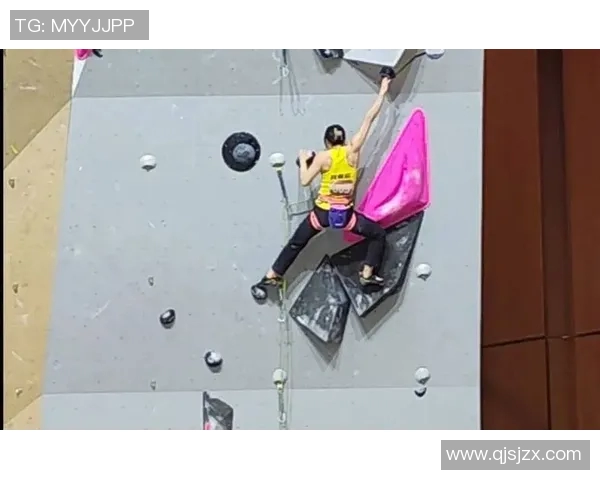 重庆攀岩队的默契配合与训练心得探讨聚焦攀岩运动发展