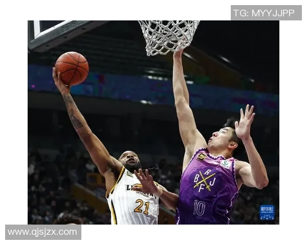 邹雨宸：从篮球场上的新星到职业生涯的辉煌蜕变之路