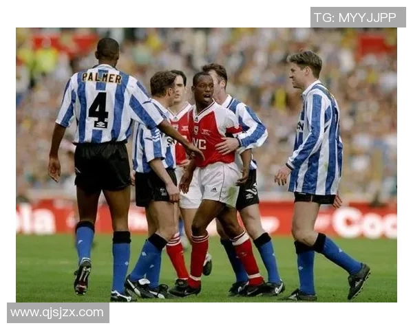 马丁内斯的传奇旅程与足球生涯背后的不为人知的故事