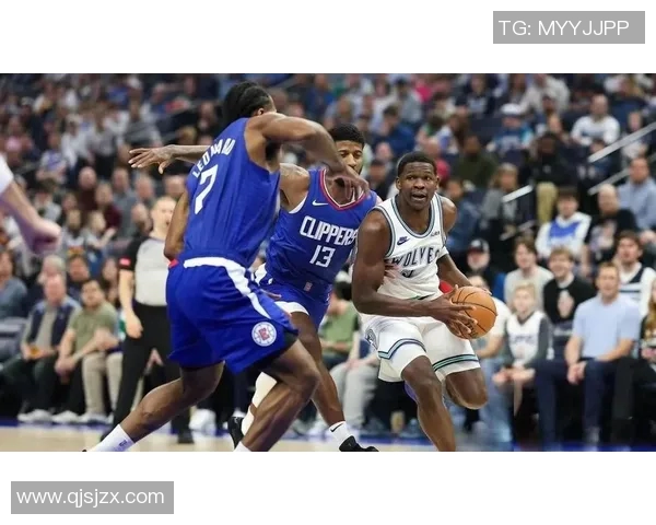 NBA18日快船对决精彩回顾与赛后分析全场亮点尽在其中 NBA18日快船对决精彩回顾与赛后分析全场亮点尽在其中